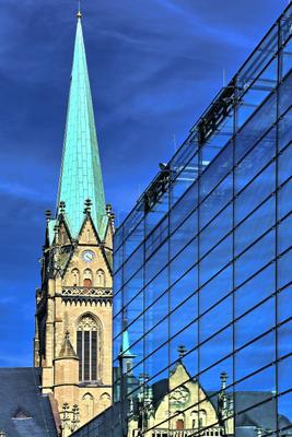 Marienkirche und Emil-Schumacher-Museum